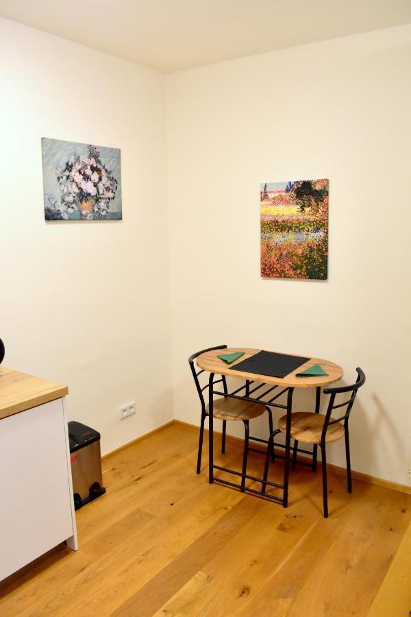 Airstay Apartment: Grebovka Apartmán Praha